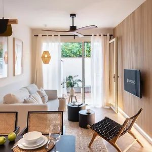 Apartment Magno Robles With Jacuzzi And Private Parking, Sevilla